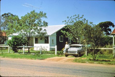 H001