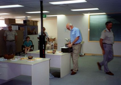 H009